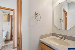 724 Lost Ln N Ln, Keizer, OR 97303 - Photo 21