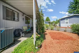 2200 Lancaster Dr SE, Salem, OR 97317 - Photo 19