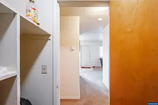 255 E 14th (-257) Av, Eugene, OR 97401 - Photo 15