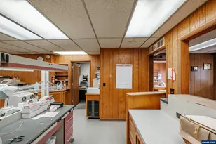 255 E 14th (-257) Av, Eugene, OR 97401 - Photo 35