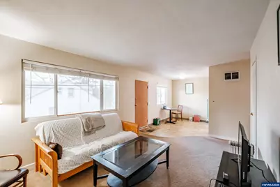 255 E 14th (-257) Av, Eugene, OR 97401 - Photo 13