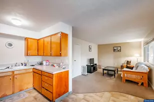 255 E 14th (-257) Av, Eugene, OR 97401 - Photo 11