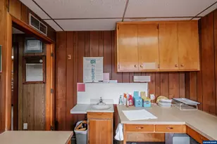 255 E 14th (-257) Av, Eugene, OR 97401 - Photo 37