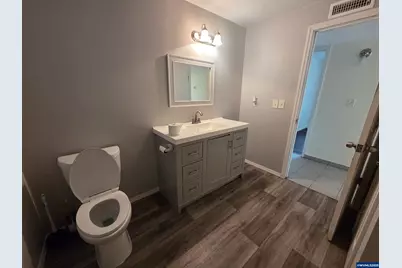 2325 Hawthorne Av NE, Salem, OR 97301 - Photo 11