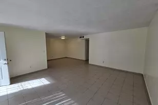 2325 Hawthorne Ave NE, Salem, OR 97301 - Photo 9