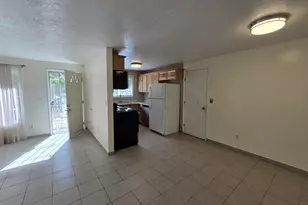 2325 Hawthorne Ave NE, Salem, OR 97301 - Photo 7