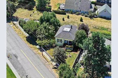 985 E College St, Mount Angel, OR 97362 - Photo 47