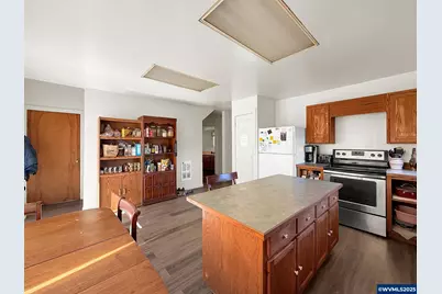 710 N 8th St, Monroe, OR 97456 - Photo 5