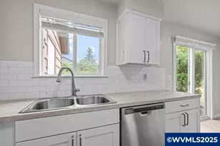 1345 Madras St SE, Salem, OR 97306 - Photo 15