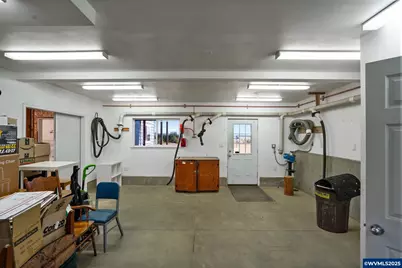 6219 NE Pettibone Dr, Corvallis, OR 97330 - Photo 43