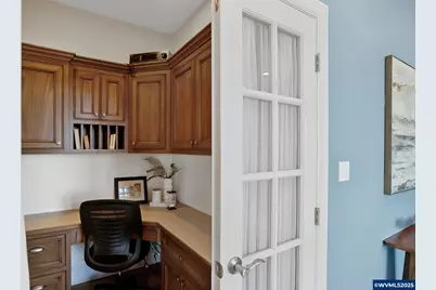 6219 NE Pettibone Dr, Corvallis, OR 97330 - Photo 13