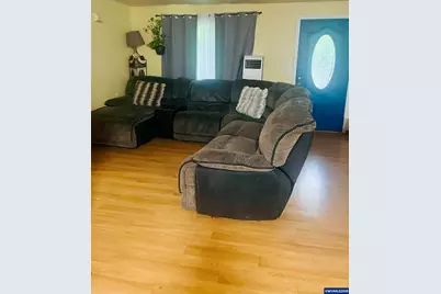 1051 Orchard Ln, Woodburn, OR 97071 - Photo 11