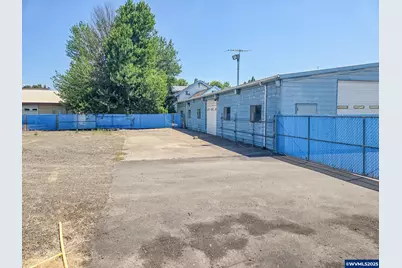 991 W 4th St, Halsey, OR 97348 - Photo 35