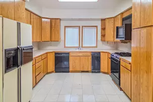 991 W 4th St, Halsey, OR 97348 - Photo 5