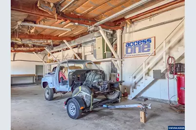 991 W 4th St, Halsey, OR 97348 - Photo 27