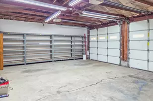 991 W 4th St, Halsey, OR 97348 - Photo 9