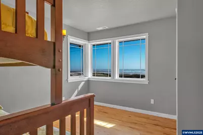 118 NW Oceania Dr, Waldport, OR 97394 - Photo 41
