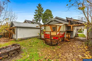 385 24th St SE, Salem, OR 97301 - Photo 21