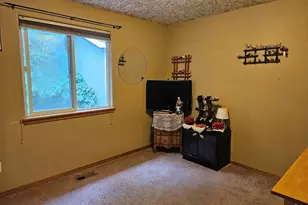 738 Oscar Ln SE, Salem, OR 97317 - Photo 11