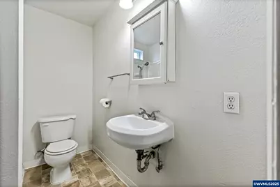 1141 SE Lewis St, Dallas, OR 97338 - Photo 11