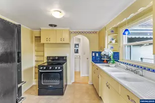 1605 Cottage St NE, Salem, OR 97301 - Photo 11