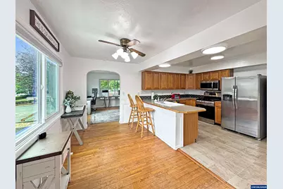 173 Salem Heights Av SE, Salem, OR 97302 - Photo 7