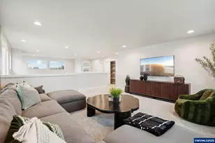 3080 Olympic St, Woodburn, OR 97071 - Photo 7