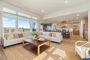 3076 Olympic St, Woodburn, OR 97071 - Photo 33