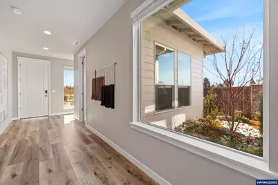 3076 Olympic St, Woodburn, OR 97071 - Photo 27