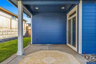 625 NW Crater Lake Dr, Dallas, OR 97338 - Photo 29