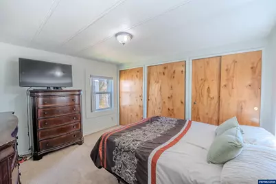 1065 Pacific Hwy #4, Woodburn, OR 97071 - Photo 23