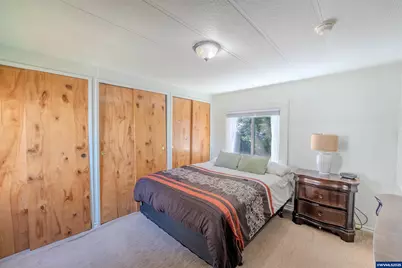 1065 Pacific Hwy #4, Woodburn, OR 97071 - Photo 21