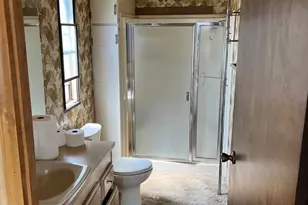 5422 Portland Rd NE, Salem, OR 97305 - Photo 9