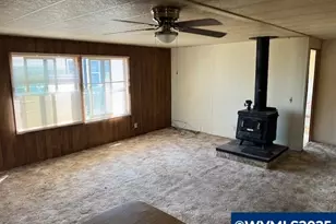 5422 Portland Rd NE, Salem, OR 97305 - Photo 7