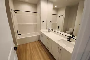 657 Magnolia Av, Woodburn, OR 97071 - Photo 15