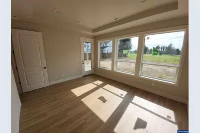 657 Magnolia Av, Woodburn, OR 97071 - Photo 9