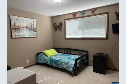 4842 Swegle Rd NE, Salem, OR 97301 - Photo 15