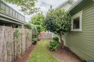 1138 9th Av SW, Albany, OR 97321 - Photo 45