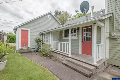 1138 9th Av SW, Albany, OR 97321 - Photo 5