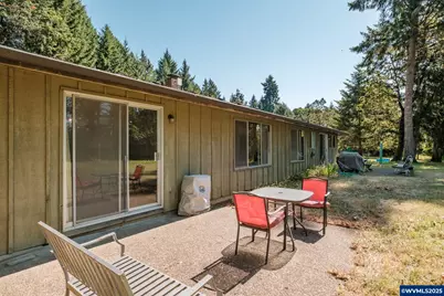 688 Wyatt Ln, Philomath, OR 97370 - Photo 31