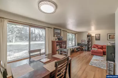 688 Wyatt Ln, Philomath, OR 97370 - Photo 15