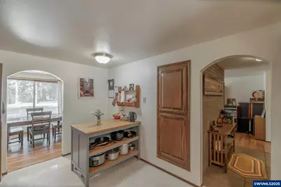 688 Wyatt Ln, Philomath, OR 97370 - Photo 11