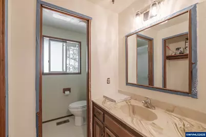 688 Wyatt Ln, Philomath, OR 97370 - Photo 23