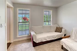 44750 SE Phelps Rd, Sandy, OR 97055 - Photo 11