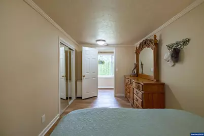 1049 N River Dr, Sweet Home, OR 97386 - Photo 15