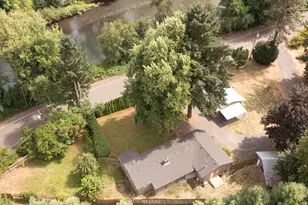 1049 N River Dr, Sweet Home, OR 97386 - Photo 29