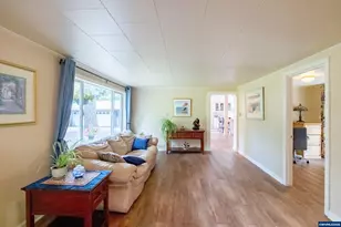 1049 N River Dr, Sweet Home, OR 97386 - Photo 13