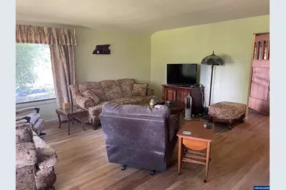 220 24th St SE, Salem, OR 97301 - Photo 3