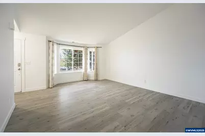 1467 S 7th St, Independence, OR 97351 - Photo 5