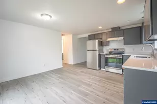 1467 S 7th St, Independence, OR 97351 - Photo 9